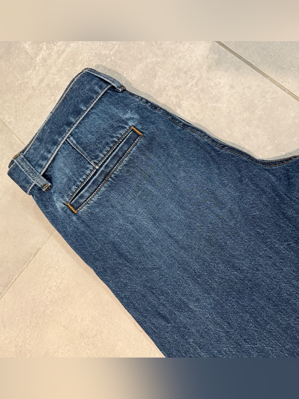 PAIGE Cameron High Waist Wide-Leg Belted Jeans - Picture 9 of 16